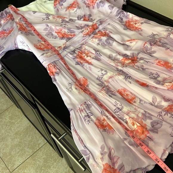 Ever New Melbourne lavender floral mini dress tiered, tulip sleeve size 8 US - Picture 13 of 15